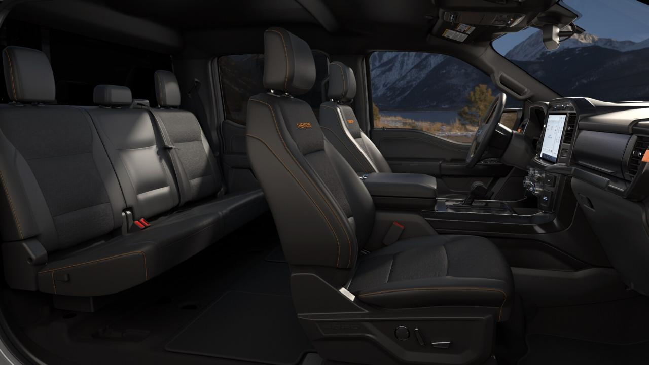 691124