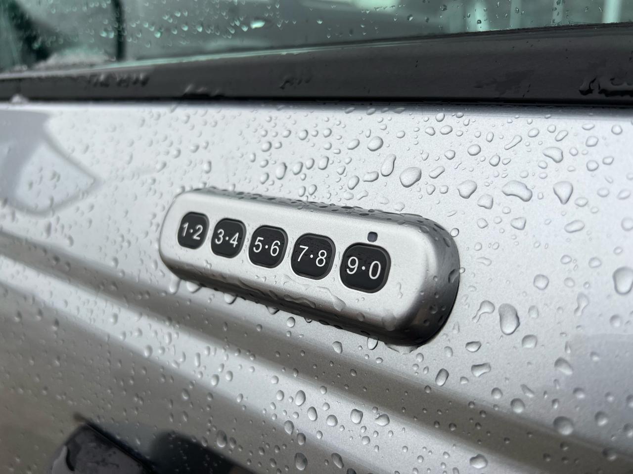 693546.12127248