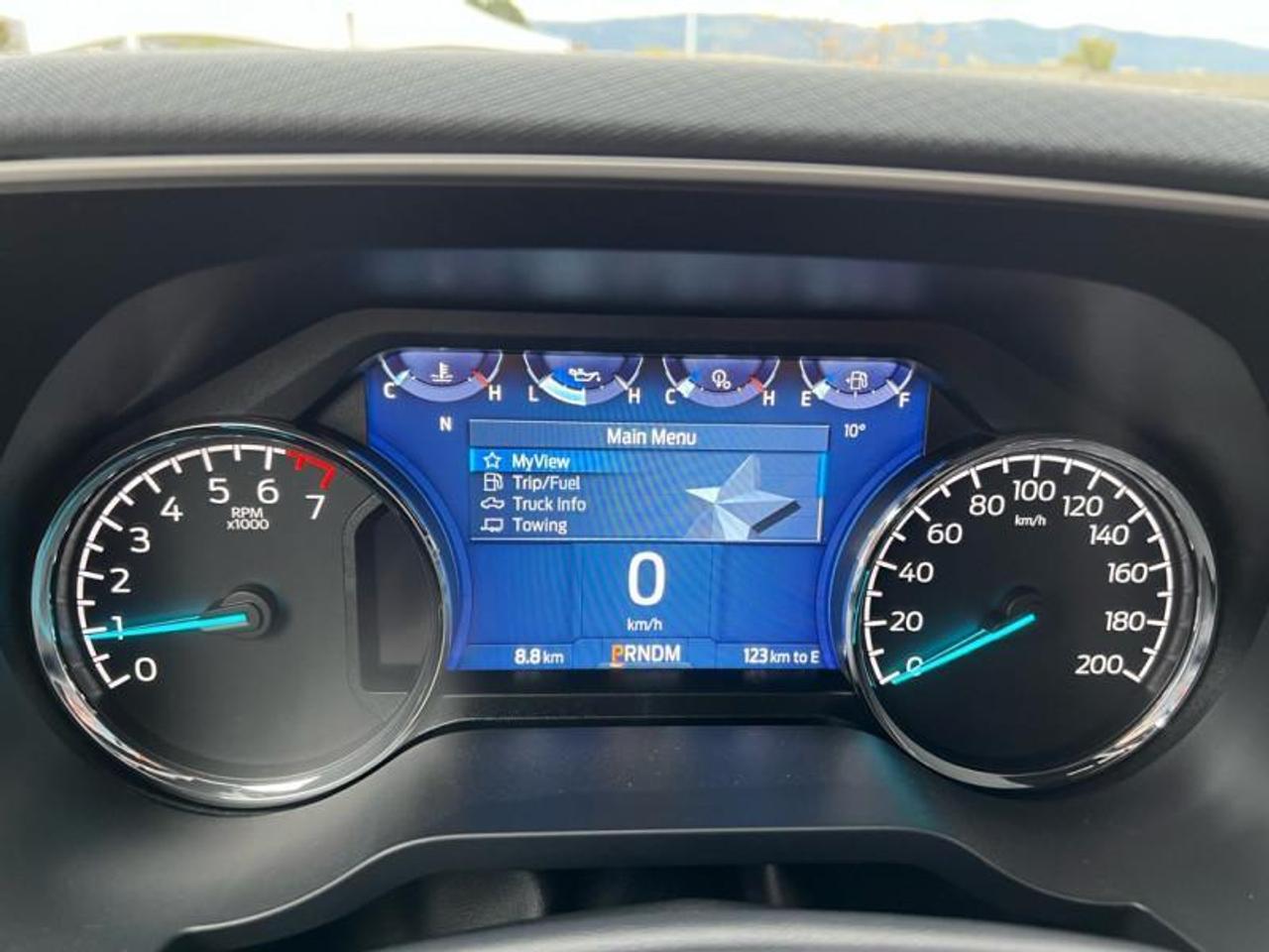 693579.12128184