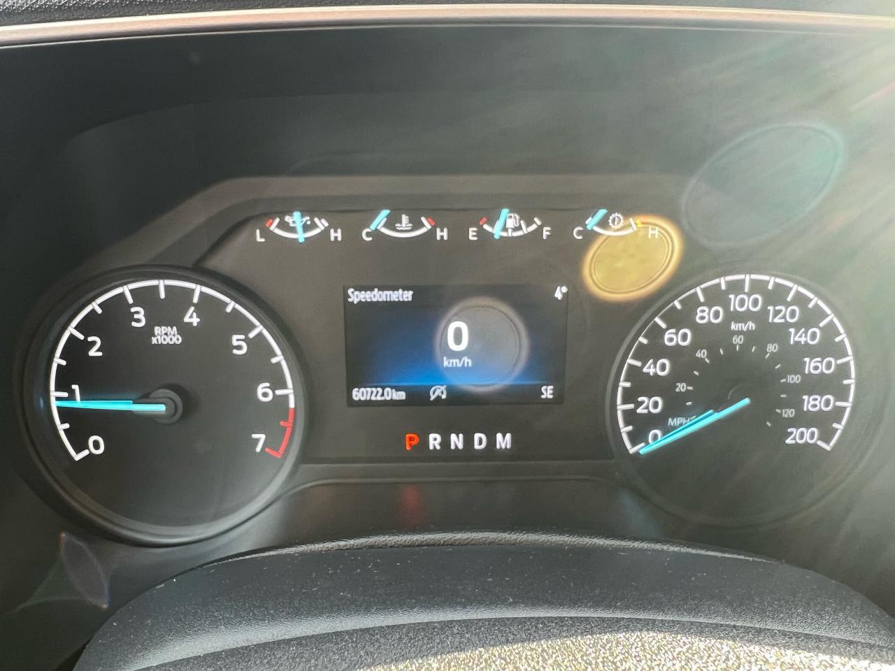693585