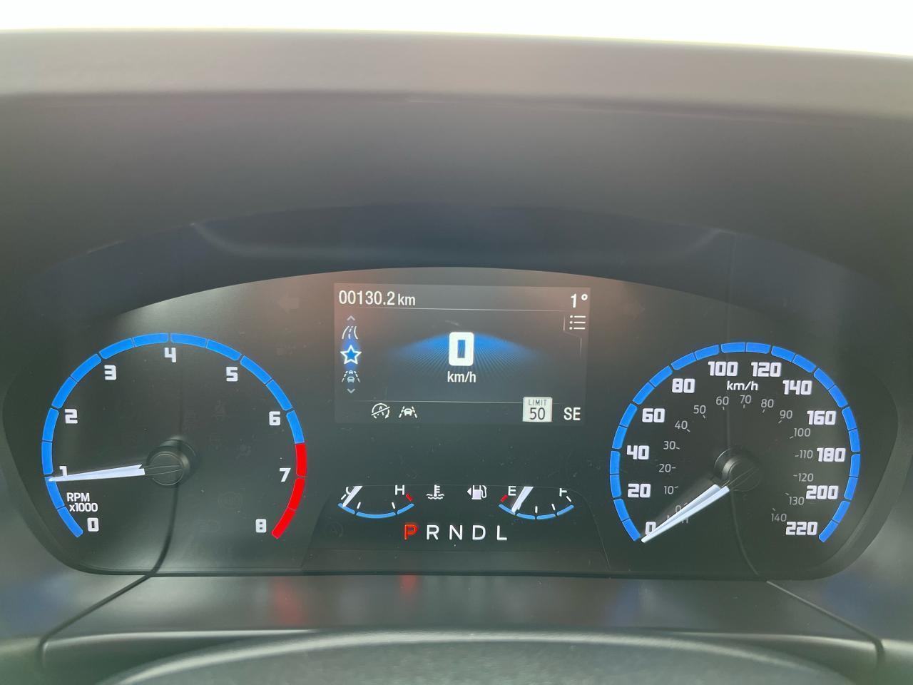 693618