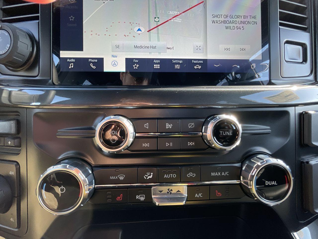 695440