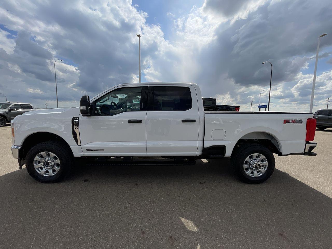 New 2023 Ford F350 Super Duty SRW XLT for sale in Medicine Hat, AB