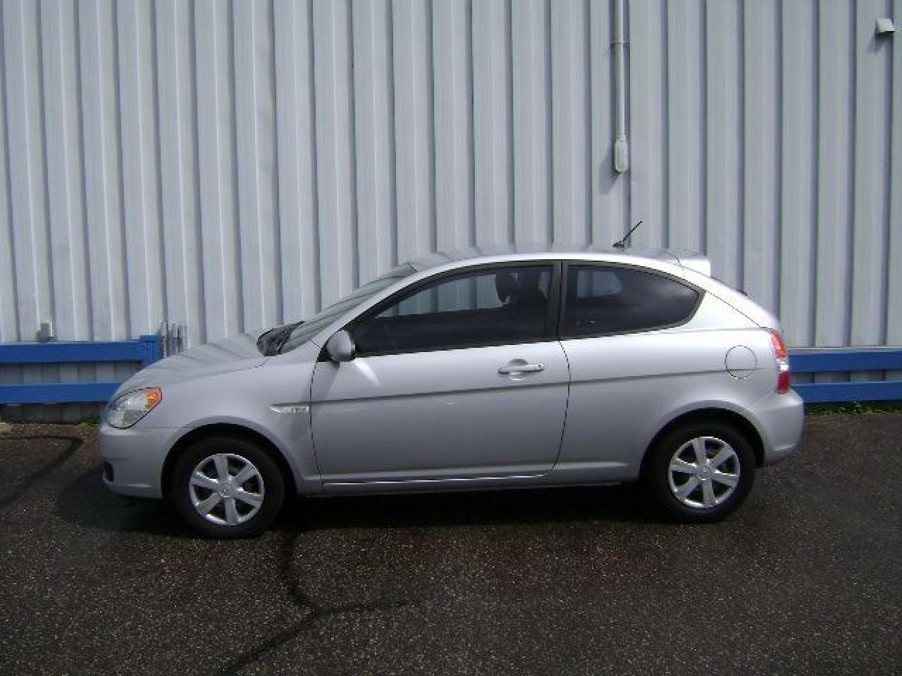 Used 2007 Hyundai Accent HATCHBACK for sale in Leamington, ON