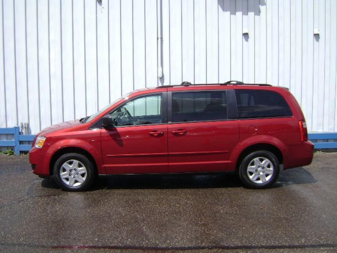 Used 2009 Dodge Grand Caravan Stow n Go for sale in Leamington, ON