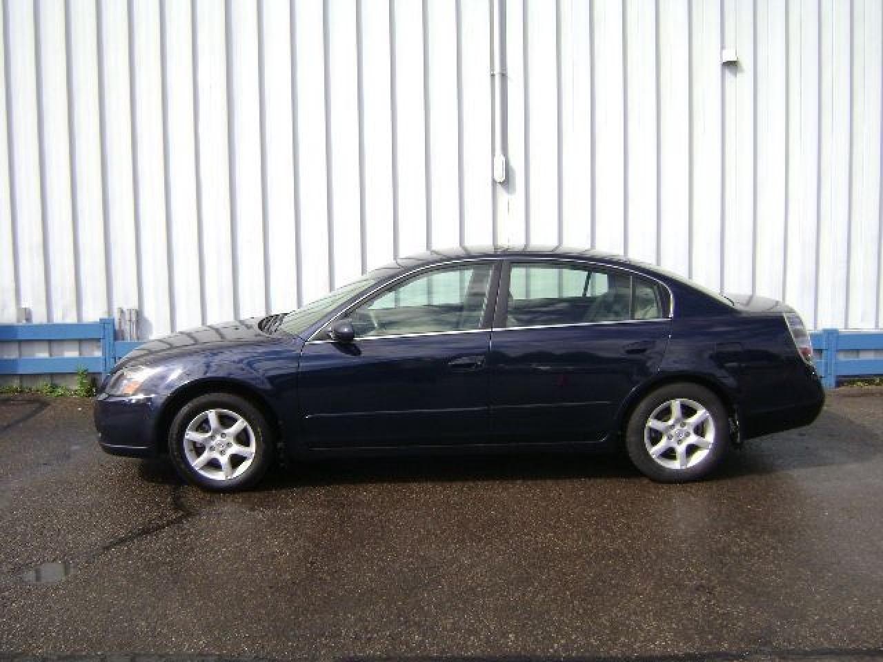 Used 2006 Nissan Altima 2.5 SL LEATHER-SUNROOF for sale in Leamington, ON