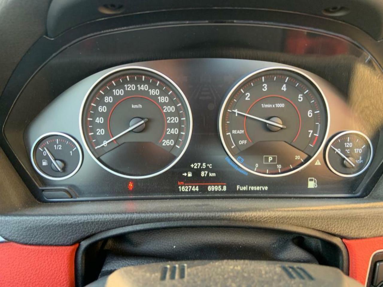 696770