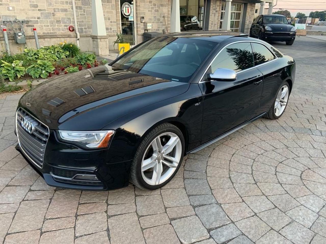 <a href=https://www.autoaubaine.com/Audi-S5-c7792520.html>https://www.autoaubaine.com/Audi-S5-c7792520.html</a>

Audi S5 Technik 2013
133000km
Toutes les options
Navigation et caméra de recul
Mags 19   sur pneus neuf neuf 
Bang&Olufsen 
Toit ouvrant 
Vraiment impeccable 

Financement disponible
vistes sur rendez vous