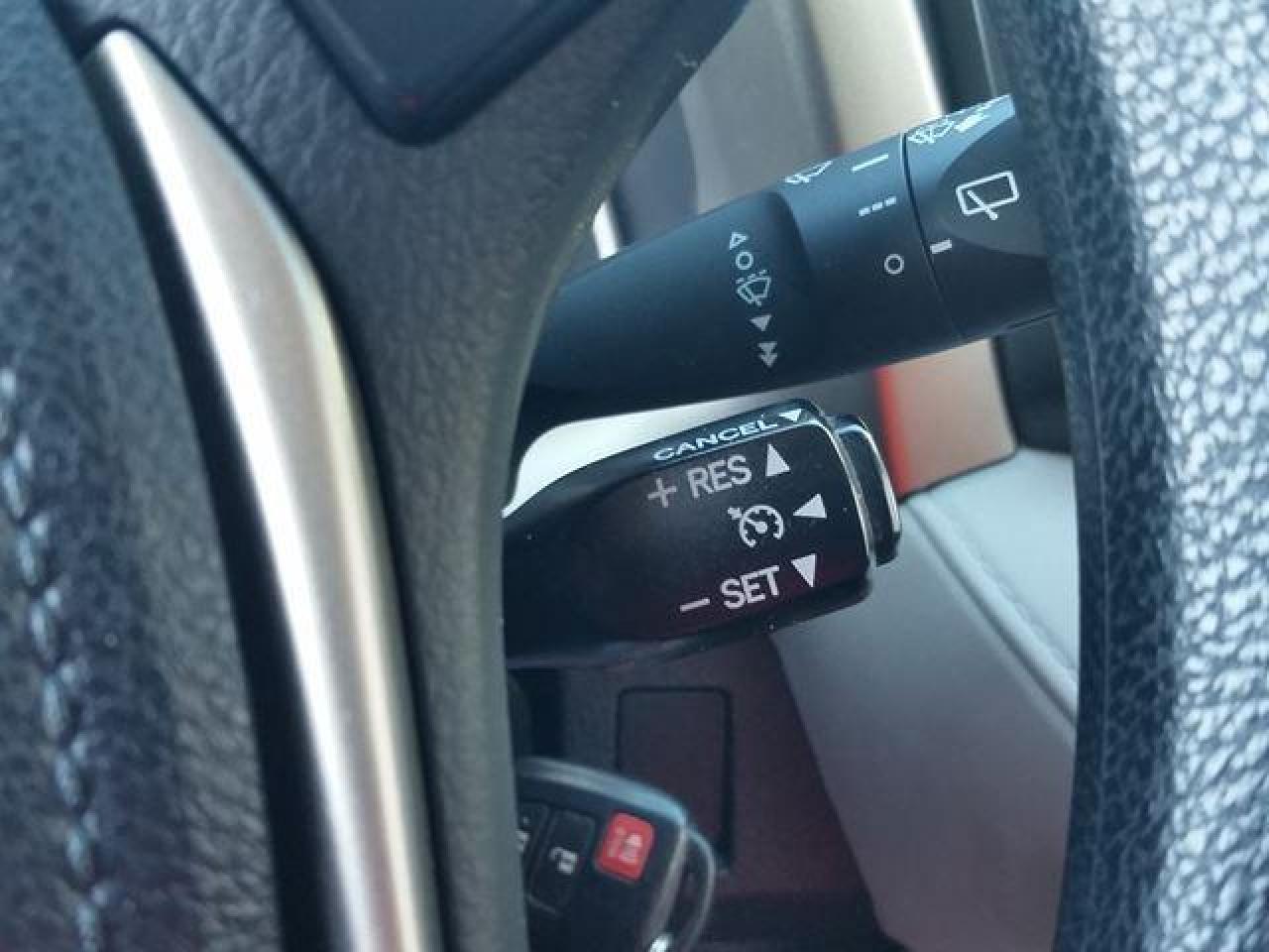696992