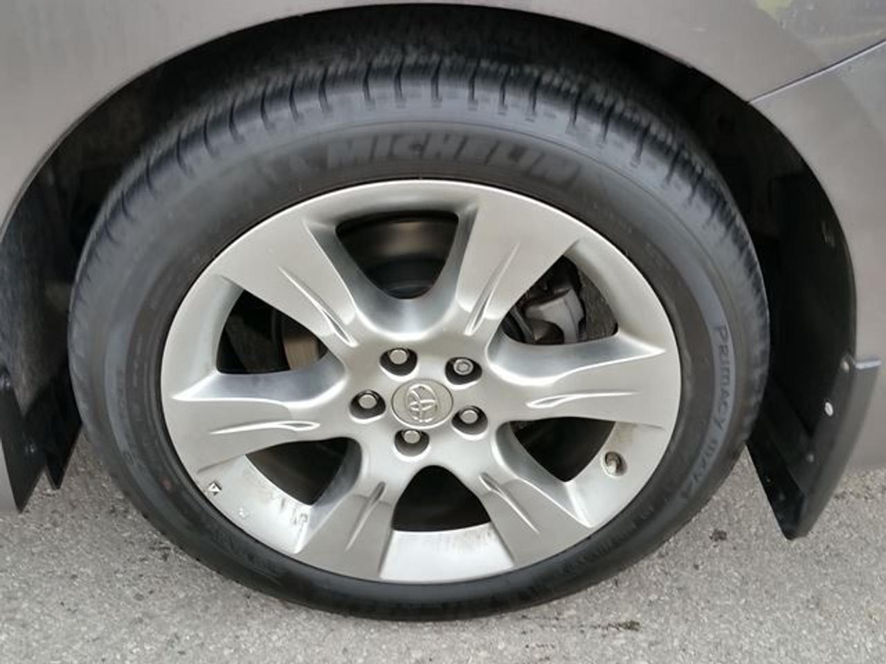 697043.12351976