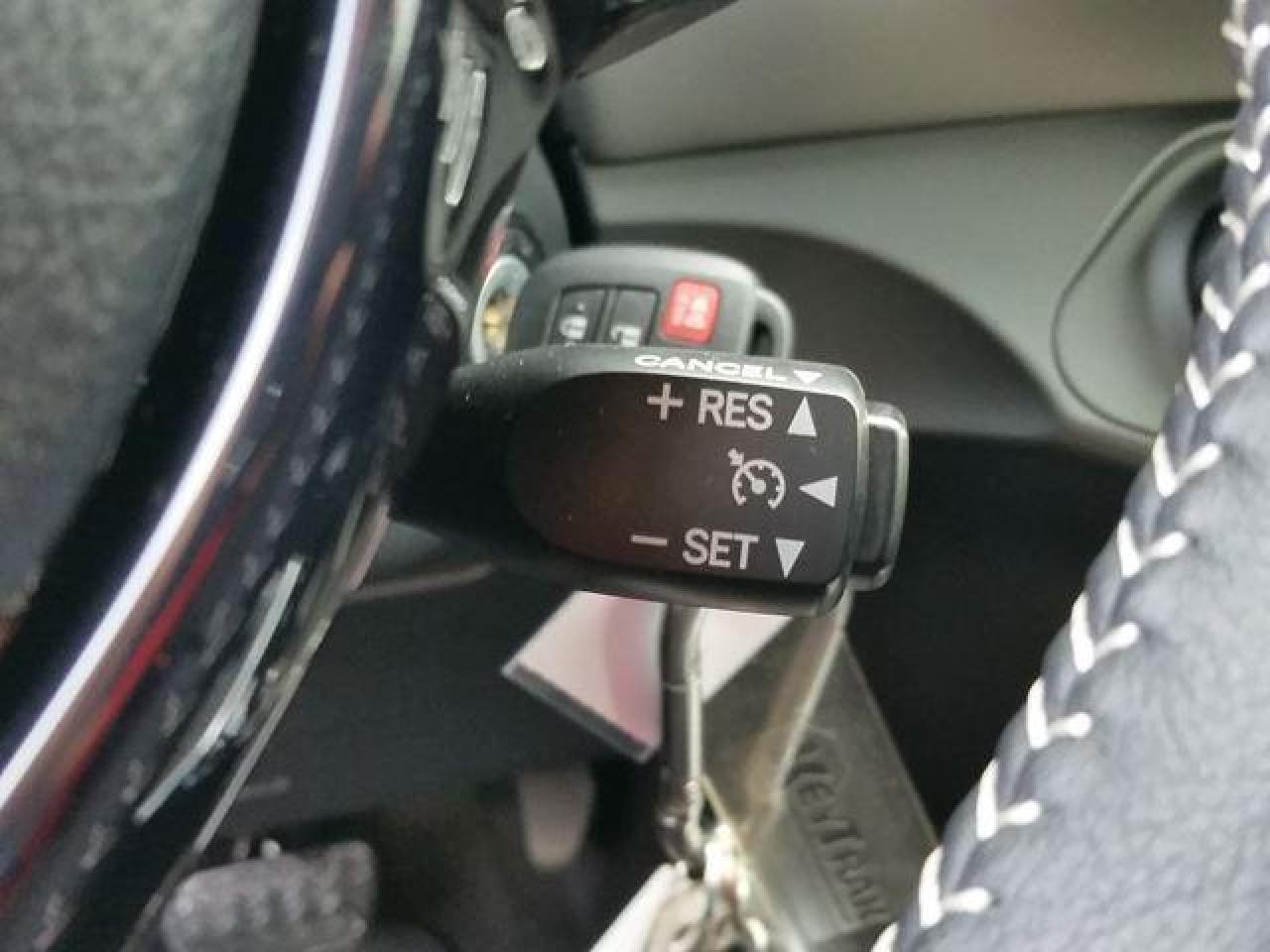 697067