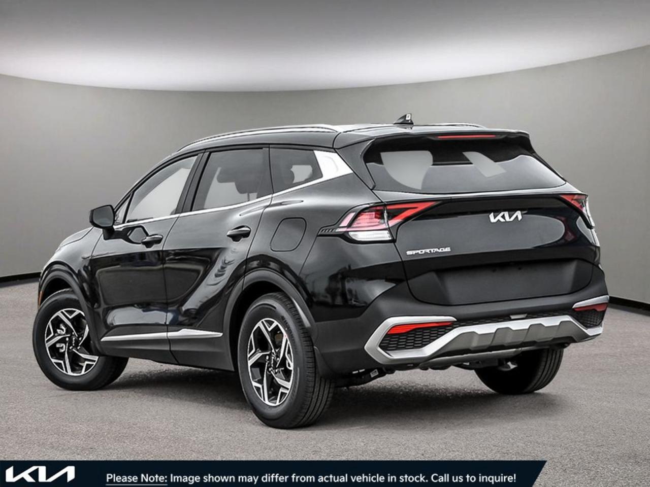 2025 Kia Sportage  - Photo #4
