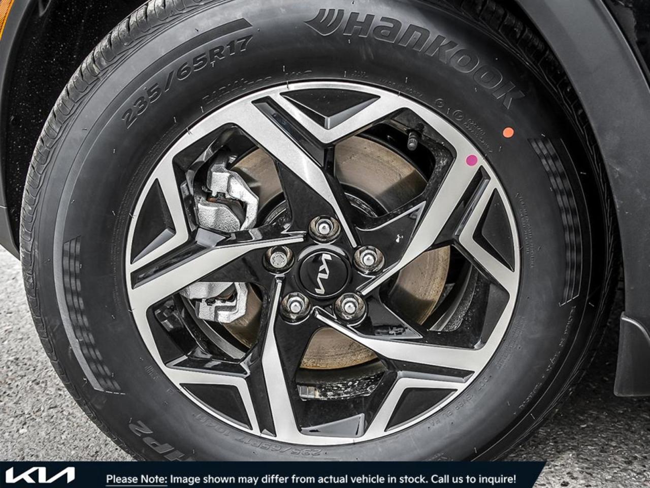 2025 Kia Sportage  - Photo #8