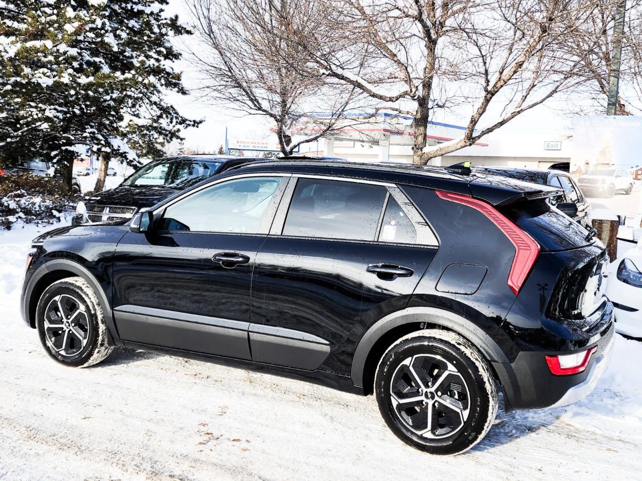 2025 Kia Niro  - Photo #4