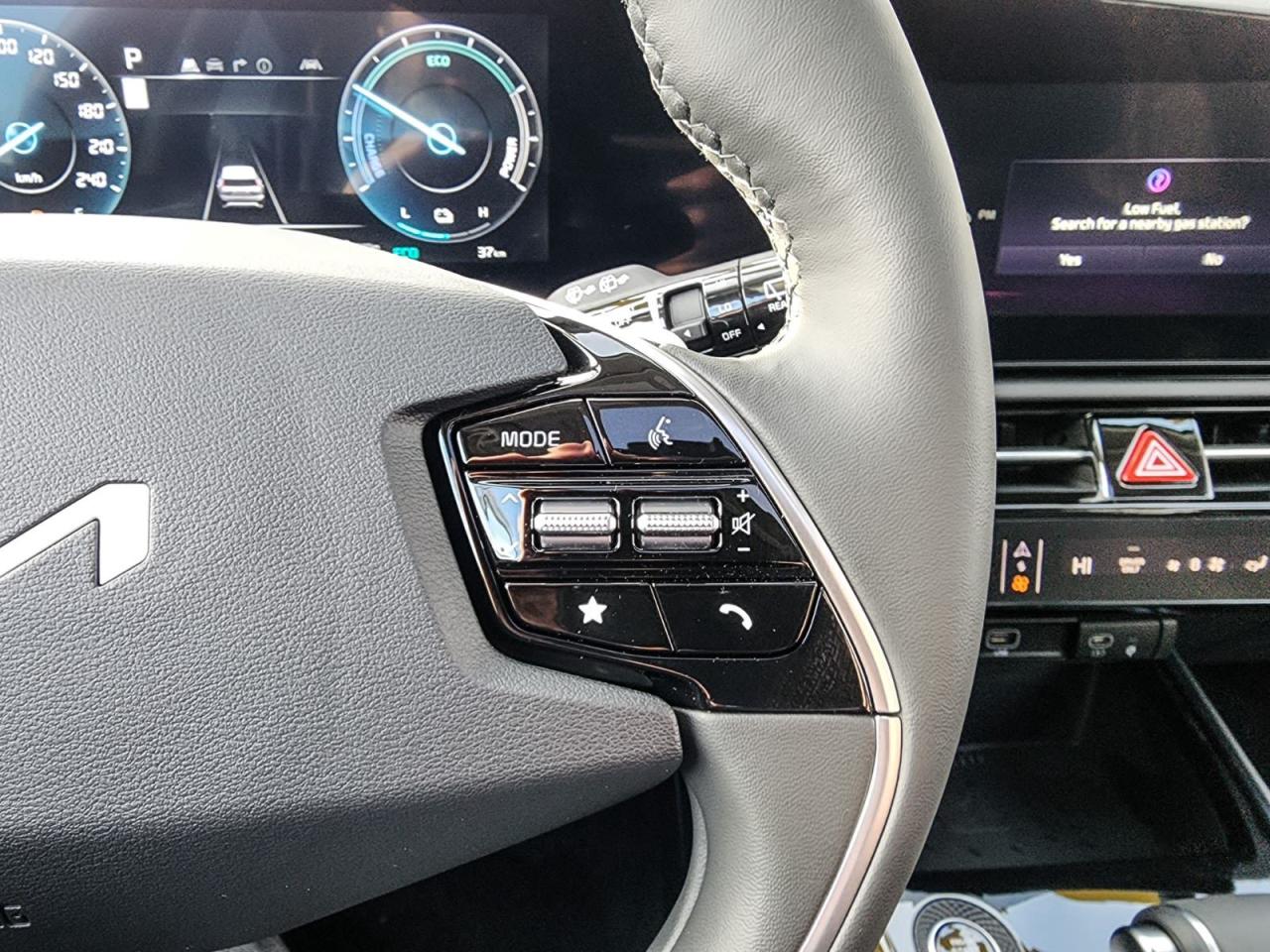 2025 Kia Niro  - Photo #18