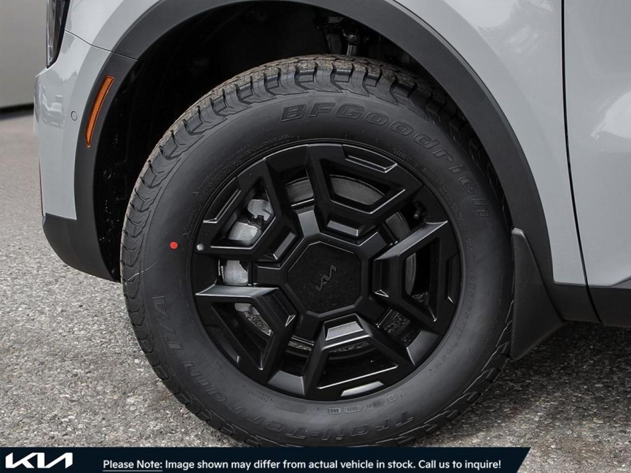 2025 Kia Sorento  - Photo #8