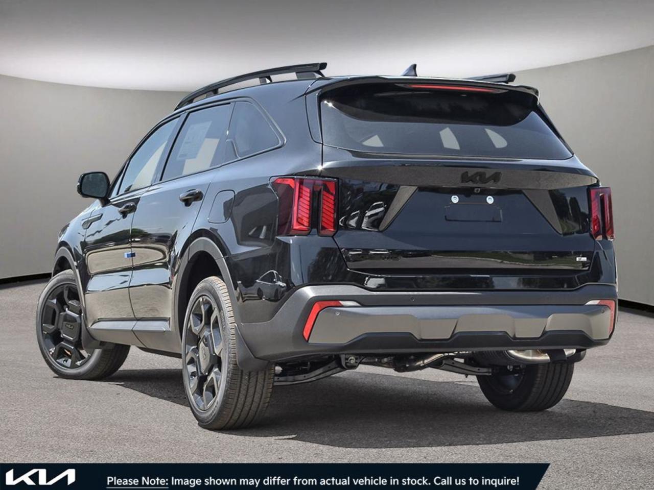 2025 Kia Sorento  - Photo #4