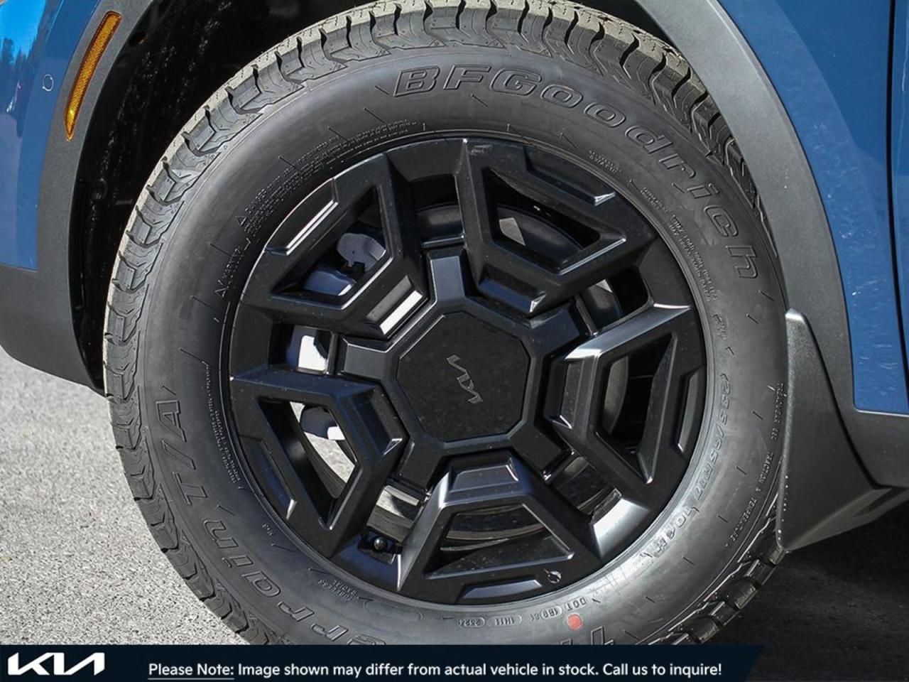 2025 Kia Sorento  - Photo #8