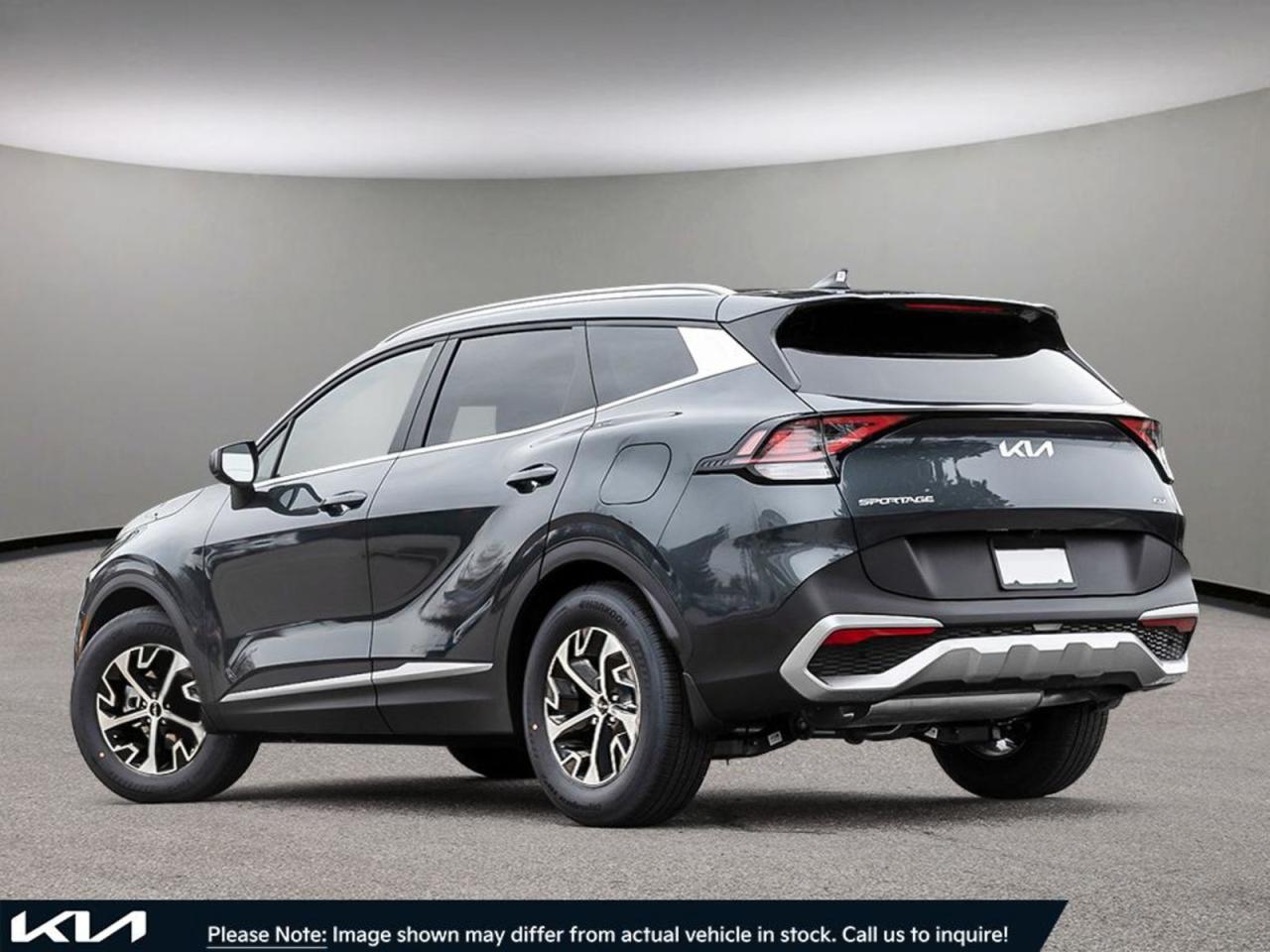 2025 Kia Sportage  - Photo #4