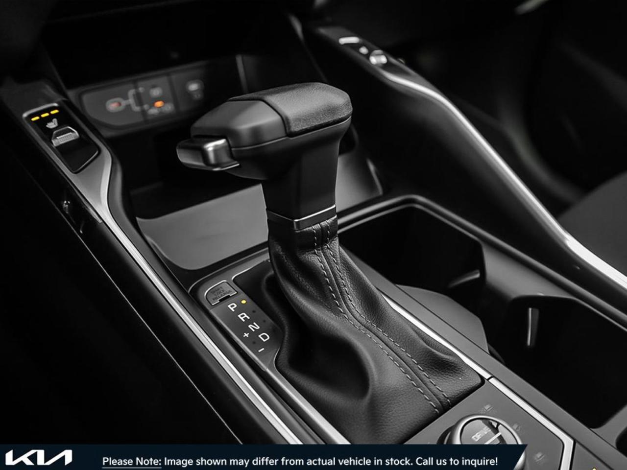 2025 Kia Sorento  - Photo #17