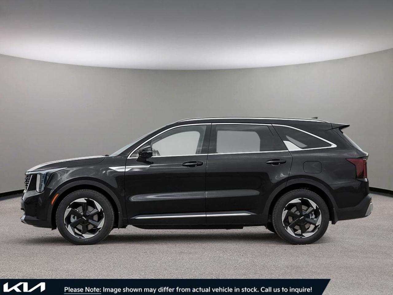 2025 Kia Sorento Plug-In Hybrid - Photo #3