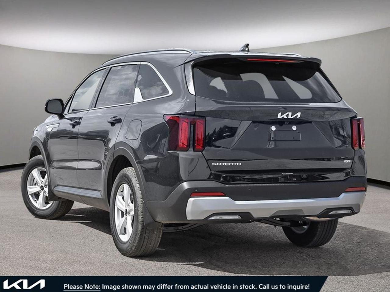 2025 Kia Sorento  - Photo #4
