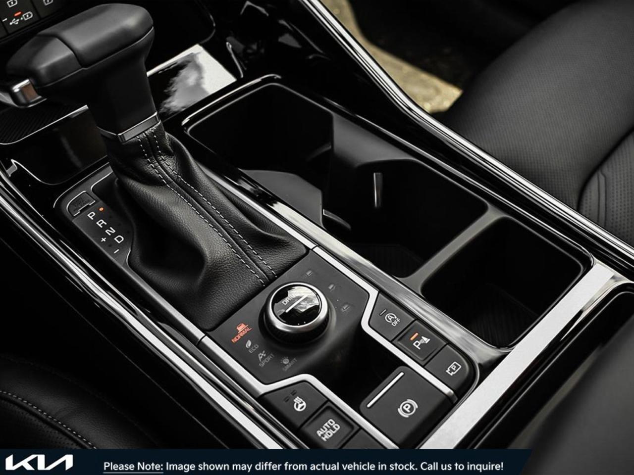 2025 Kia Sorento  - Photo #16