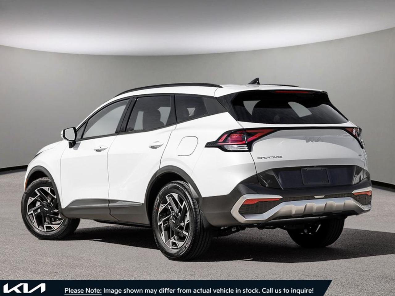 2025 Kia Sportage Plug-In Hybrid - Photo #4