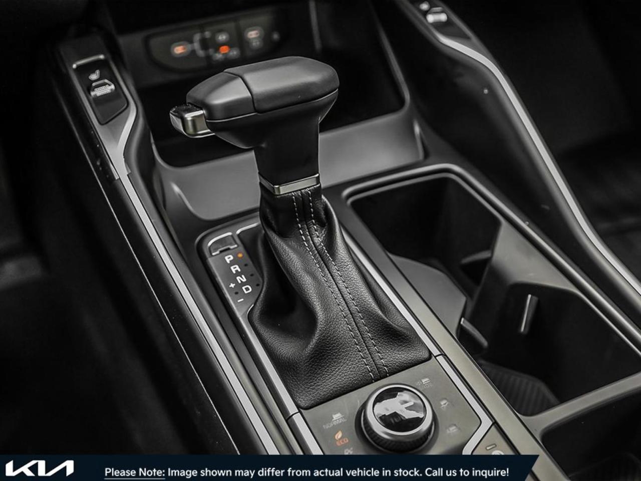 2025 Kia Sorento  - Photo #17
