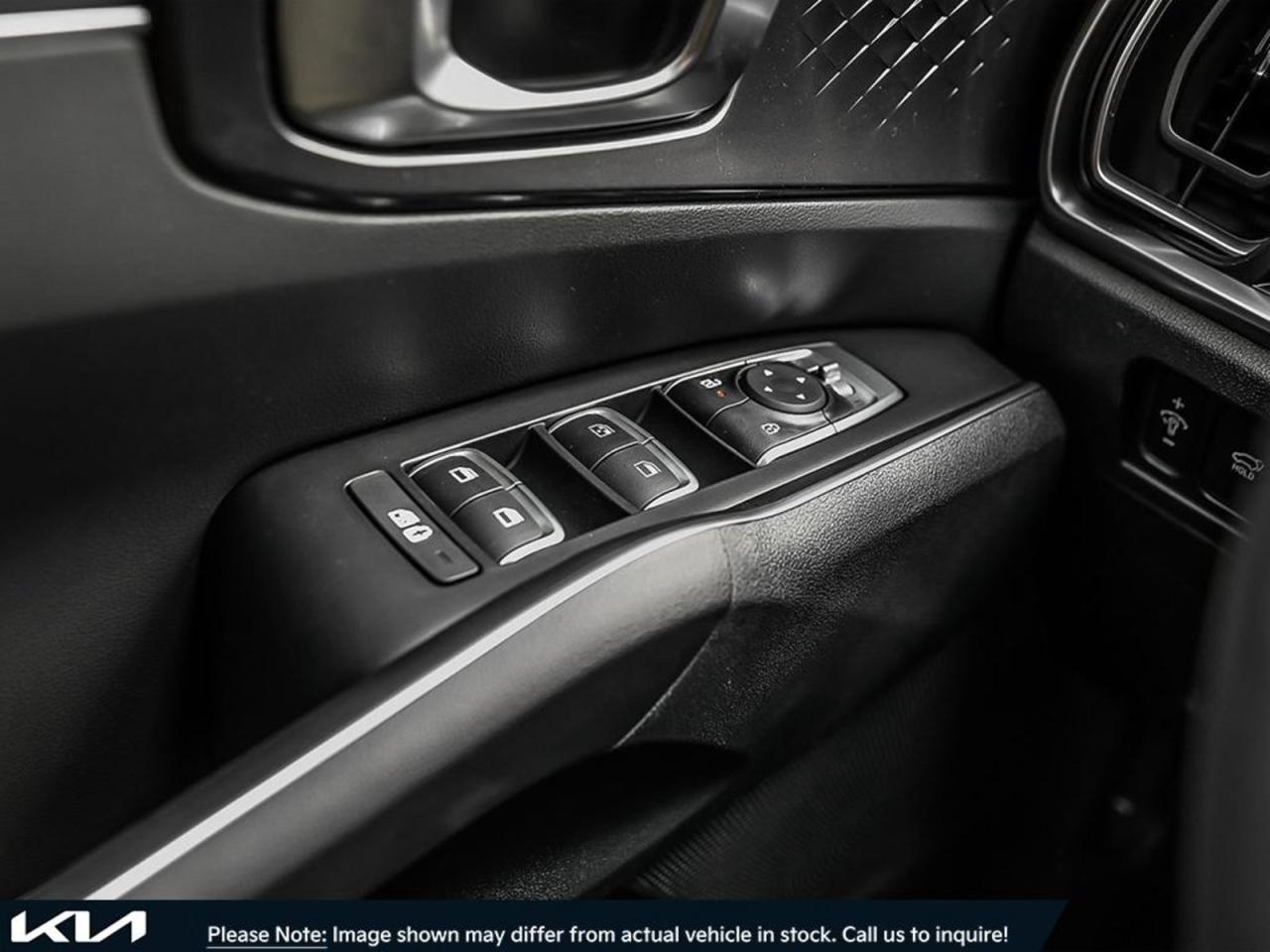 2025 Kia Sorento  - Photo #16