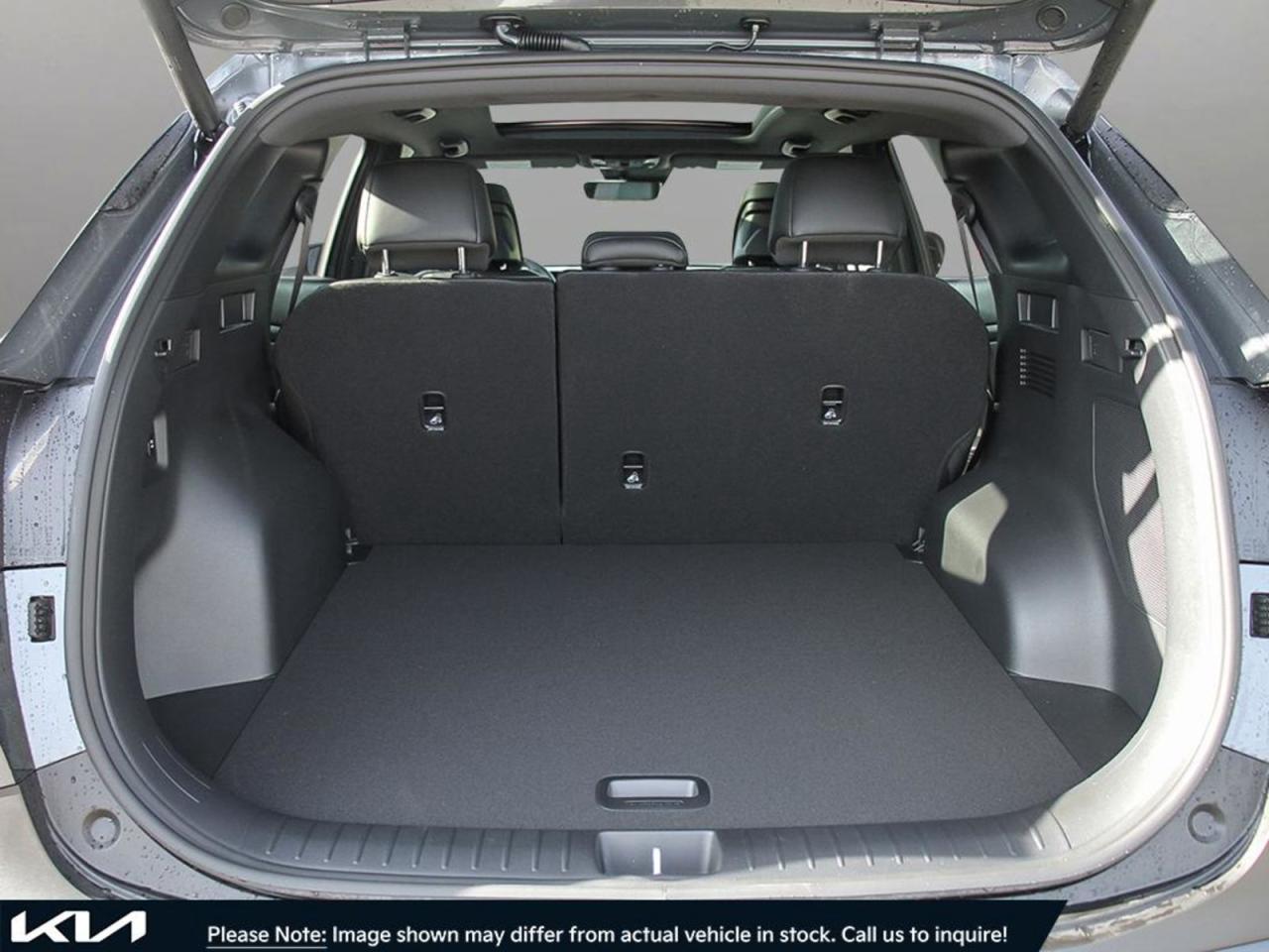 2025 Kia Sportage  - Photo #7