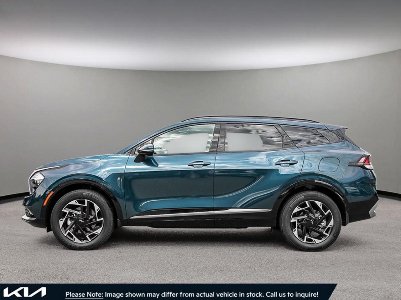 2025 Kia Sportage  - Photo #3