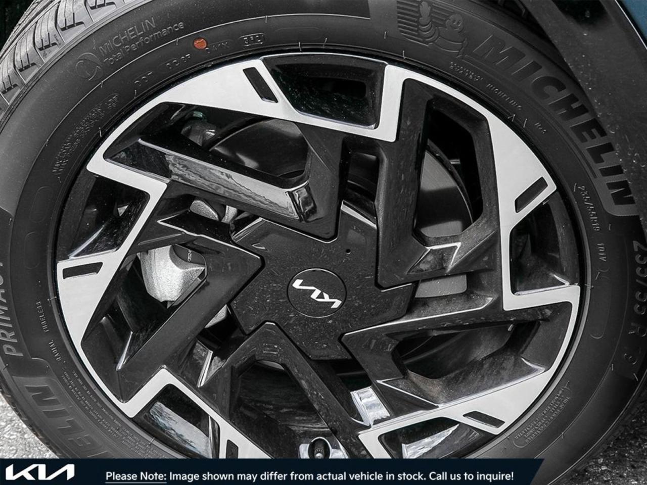 2025 Kia Sportage  - Photo #8