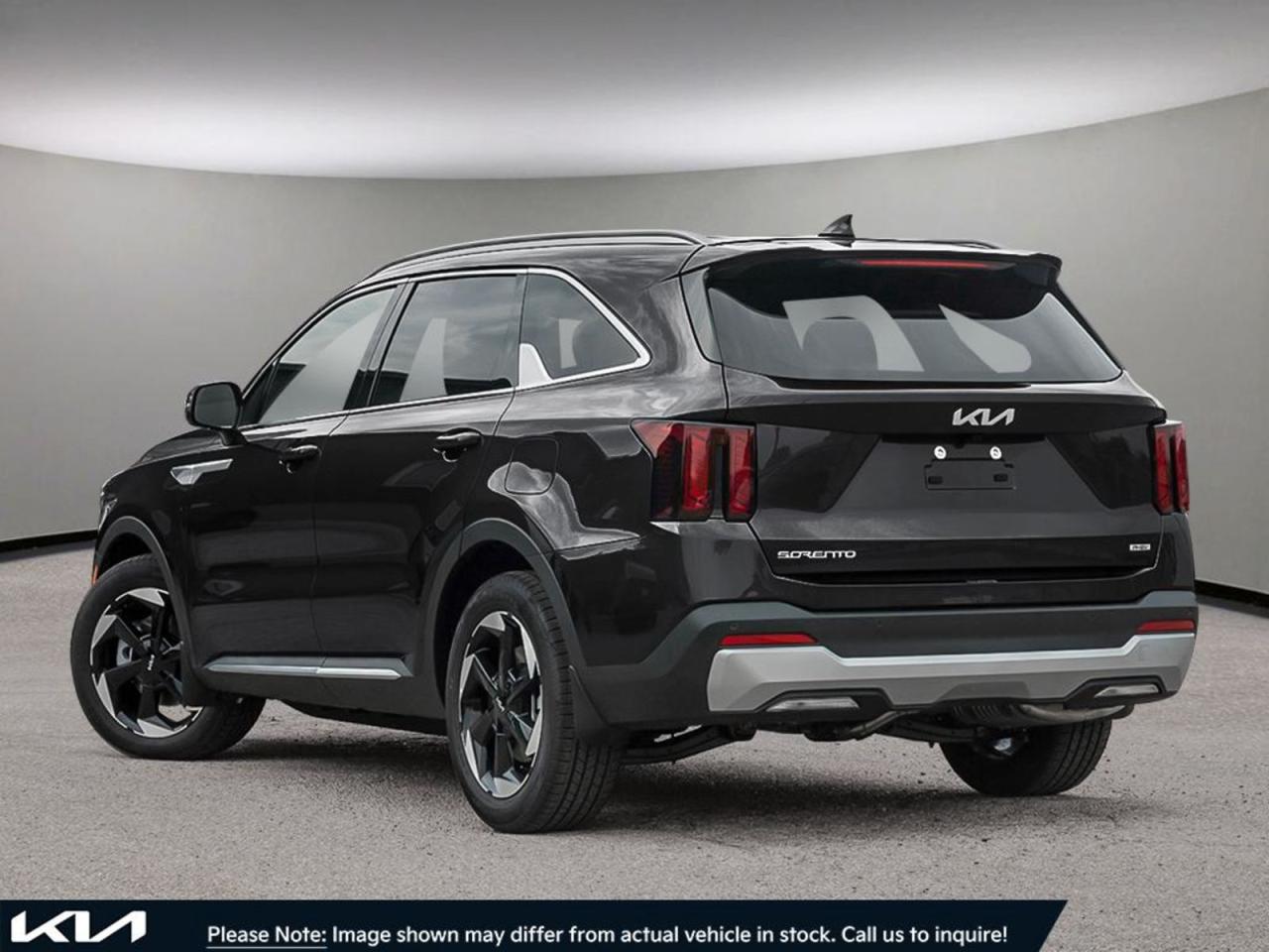 2025 Kia Sorento Plug-In Hybrid - Photo #4