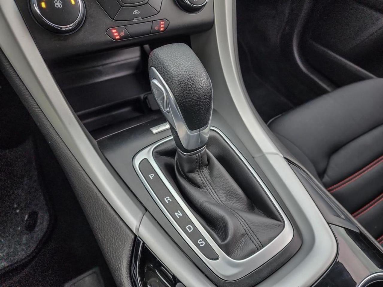 2016 Ford Fusion  - Photo #17
