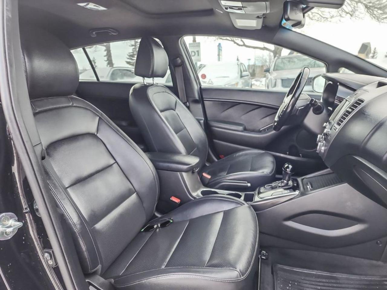 2017 Kia FORTE  - Photo #22