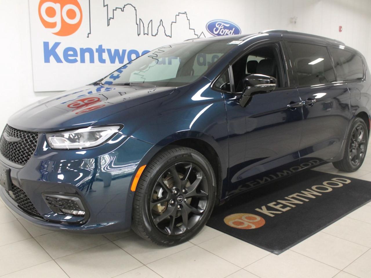 Used 2023 Chrysler Pacifica  for sale in Etobicoke, ON