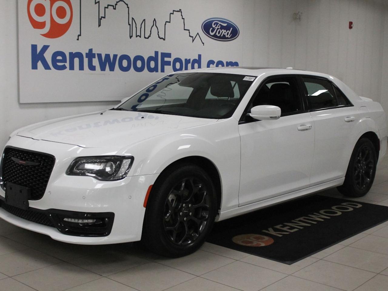 Used 2022 Chrysler 300  for sale in Etobicoke, ON