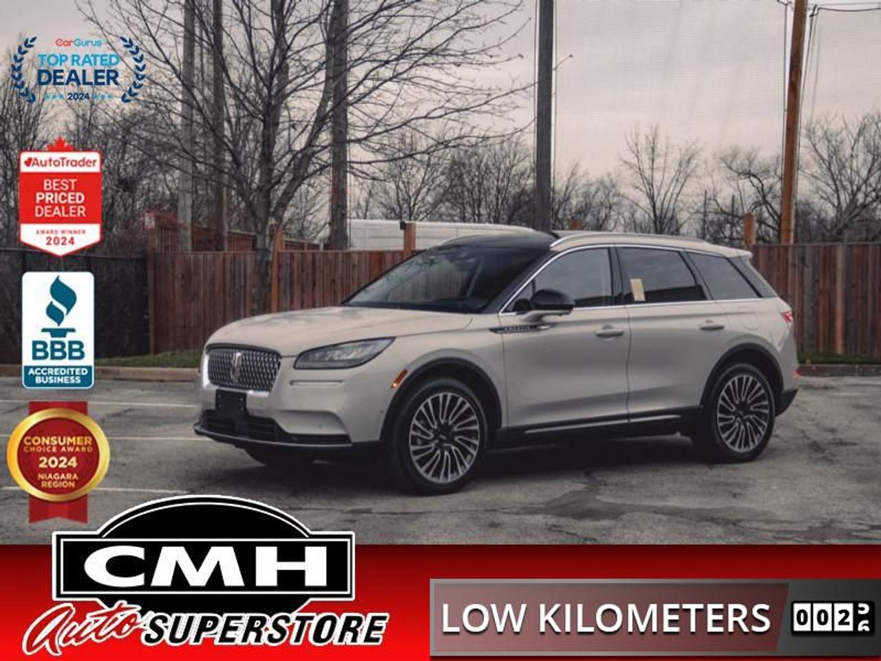 <b>ONLY 27,000 KMS !! $12,000 IN FACTORY UPGRADES !! 360 CAMERA, PARK SENSORS, HEADS UP DISPLAY, ADAPTIVE CRUISE CONTROL, LANE KEEPING, BLIND SPOT, COLLISION SENSORS, PANORAMIC SUNROOF, LEATHER, COOLED/HEATED SEATS, HEATED STEERING WHEEL, POWER LIFTGATE</b><br>  <br>CMH certifies that all vehicles meet DOUBLE the Ministry standards for Brakes and Tires<br><br> <br>    This  2022 Lincoln Corsair is for sale today. <br> <br>With expressive and distinctive features, this 2022 Corsair shows that greatness can be found in the smallest details, from the nimble driving experience, elegant interior, all the way down to the orchestral chime. Effortless grace and confident beauty shine in every bold and beautiful line, sound, and material from front to back on this luxury SUV. For an elevated driving experience, look no further than this 2022 Lincoln Corsair.This low mileage  SUV has just 26,565 kms. Its  white in colour  and is major accident free based on the <a href=https://vhr.carfax.ca/?id=HtEnaVTopo/TlK/cgzwyuDLhhZUhygaN target=_blank>CARFAX Report</a> . It has an automatic transmission and is powered by a  250HP 2.0L 4 Cylinder Engine. <br> <br> Our Corsairs trim level is Reserve. Step up to this Reserve Corsair for outstanding luxury features like leather seats, ambient lighting, navigation, and EasyFold rear seats. Heated seats with memory settings, a heated steering wheel, reclining rear seats, and an incredible touchscreen infotainment system with Android Auto, Apple CarPlay, and wi-fi grant access to an elegant driving experience. Lincoln Co-Pilot360 helps you stay safe with active assistance features like lane keep assist, automatic emergency braking, a blind spot information system, rear parking sensors, and a handy rearview camera. Remote start, a power liftgate, and LED lighting with automatic high beams enhance your luxury SUV with classy convenience. <br> To view the original window sticker for this vehicle view this <a href=http://www.windowsticker.forddirect.com/windowsticker.pdf?vin=5LMCJ2D95NUL15819 target=_blank>http://www.windowsticker.forddirect.com/windowsticker.pdf?vin=5LMCJ2D95NUL15819</a>. <br/><br> <br>To apply right now for financing use this link : <a href=https://www.cmhniagara.com/financing/ target=_blank>https://www.cmhniagara.com/financing/</a><br><br> <br/><br>Trade-ins are welcome! Financing available OAC ! Price INCLUDES a valid safety certificate! Price INCLUDES a 60-day limited warranty on all vehicles except classic or vintage cars. CMH is a Full Disclosure dealer with no hidden fees. We are a family-owned and operated business for over 30 years! o~o
