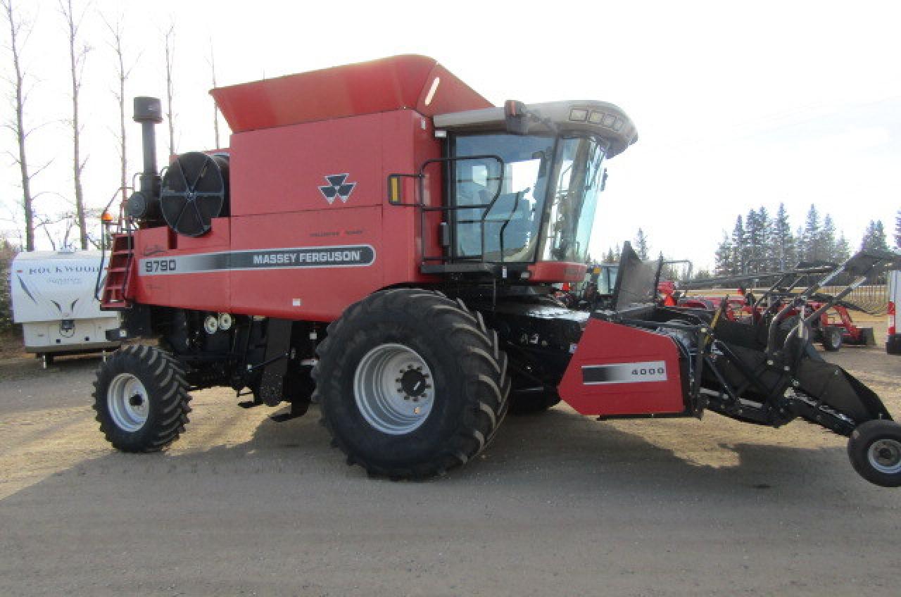 Used 2005 MASSEY FERGUSON 9790 Combine for sale in Etobicoke, ON