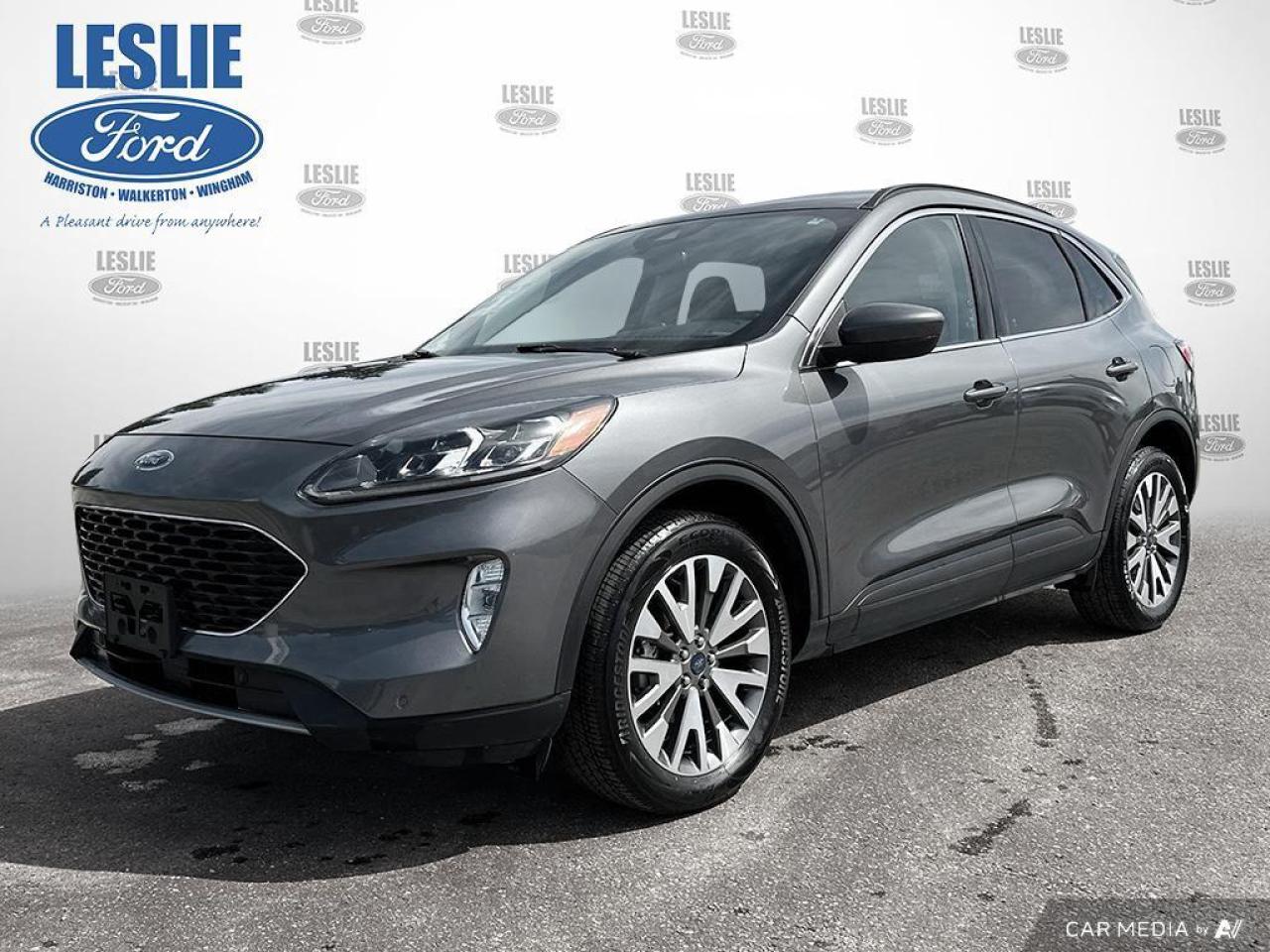 Used 2022 Ford Escape Titanium Awd for sale in Harriston, ON