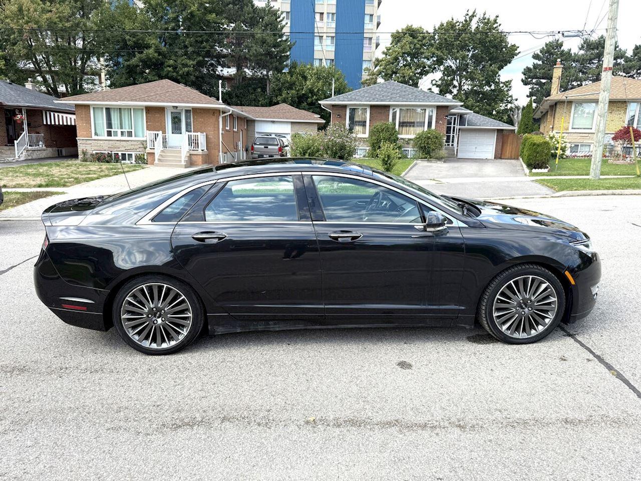 2014 Lincoln MKZ Hybrid - Photo #9