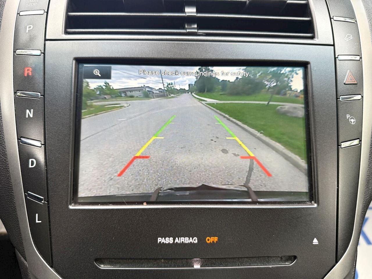 2014 Lincoln MKZ Hybrid - Photo #23