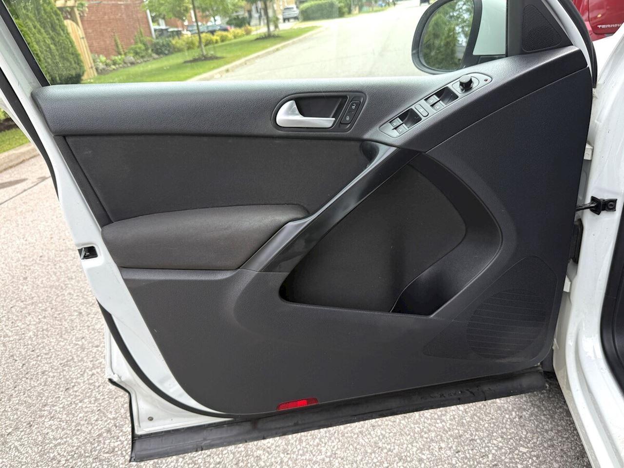 2015 Volkswagen Tiguan Comfortline/Trendline/Highline/Special Edition - Photo #10
