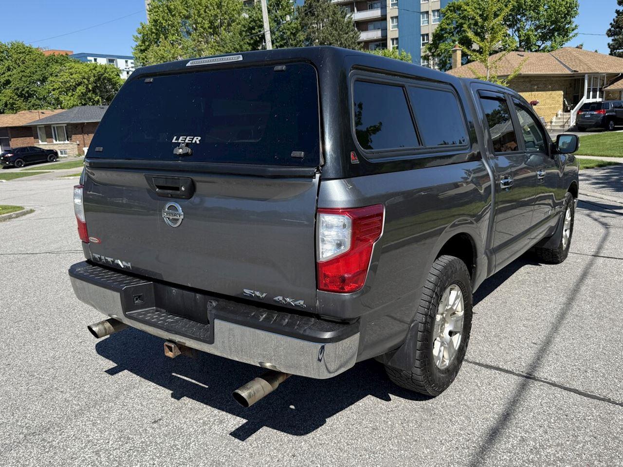 2018 Nissan Titan S/SV/PRO-4X/Platinum/SV Midnight Edition/SL Midnight Edition - Photo #5