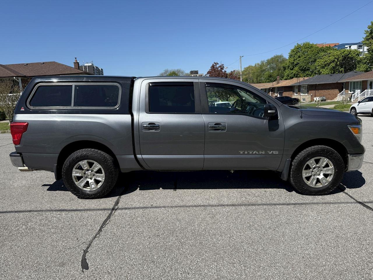 2018 Nissan Titan S/SV/PRO-4X/Platinum/SV Midnight Edition/SL Midnight Edition - Photo #4