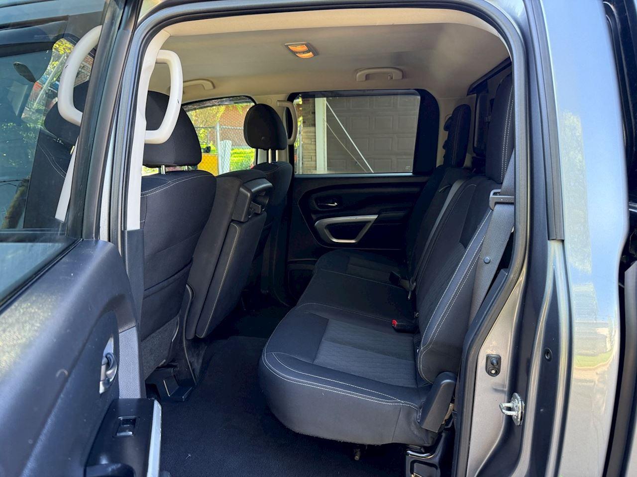2018 Nissan Titan S/SV/PRO-4X/Platinum/SV Midnight Edition/SL Midnight Edition - Photo #14