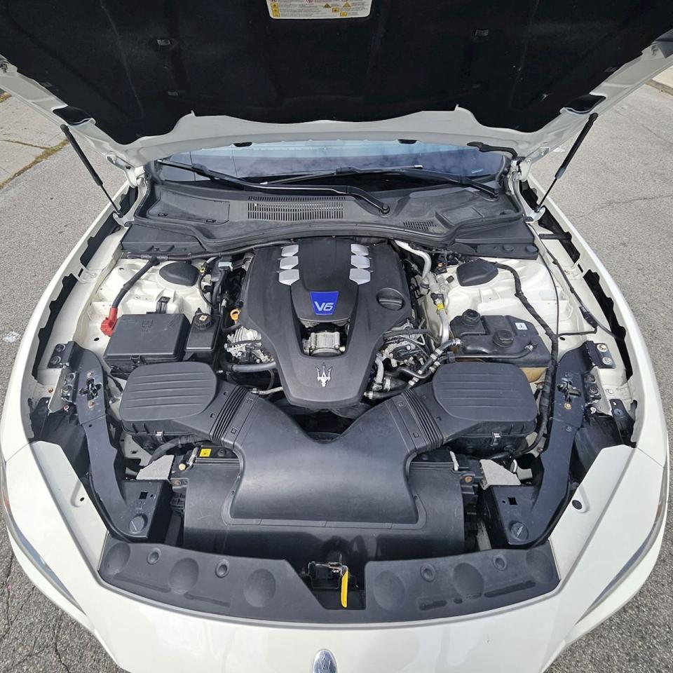 2015 Maserati Ghibli S Q4 - Photo #22