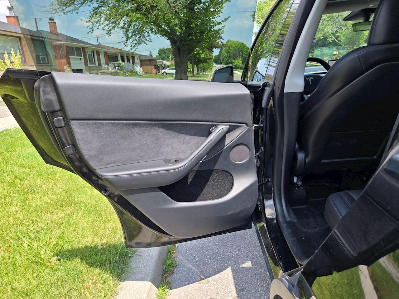 2023 Tesla Model Y  - Photo #12