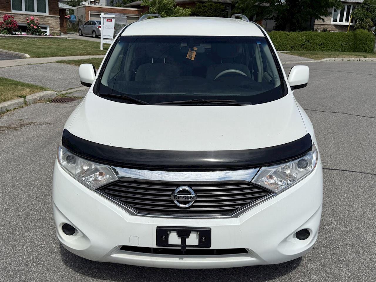 2011 Nissan Quest S - Photo #2